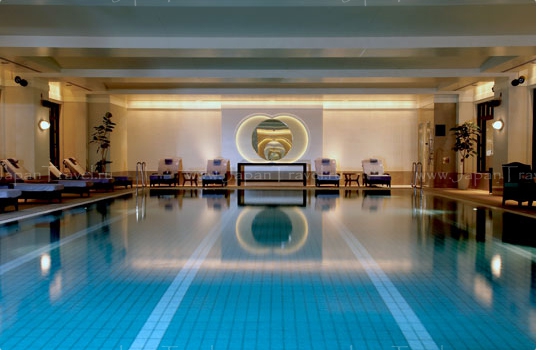 отель The Ritz-Carlton Tokyo бассейн