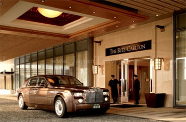 отель The Ritz-Carlton Tokyo вход