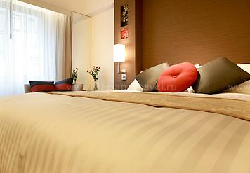 отель Courtyard by Marriott Tokyo Ginza Hotel спальня